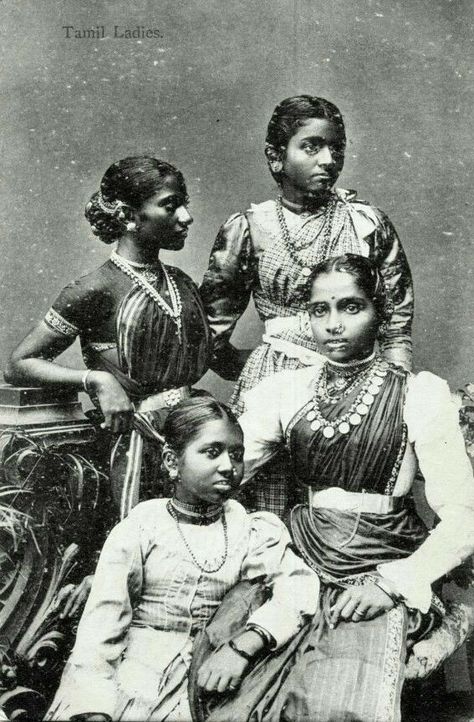 Vintage Indian Fashion, Thomas Carlyle, Indian People, History Of India, Vintage India, Om Namah Shivaya, Ancient India, Indian History, We Are The World