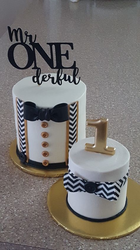 Mr Wonderful 1st Birthday Cake, Mr Onederful Smash Cake, Mr Onederful Birthday Cake, Mr Onederful Birthday Party Ideas, Birthday Festivities, Mr Onederful Birthday, Baby First Birthday Themes, Onederful Birthday, Baby Birthday Party Theme