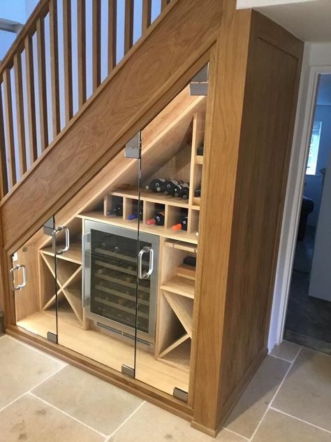 Under Stairs Wine Cellar, Stairs Modern, Wine Cellar Basement, Casa Disney, Wine Closet, Home Wine Cellars, Staircase Storage, Under The Stairs, Cellar Design