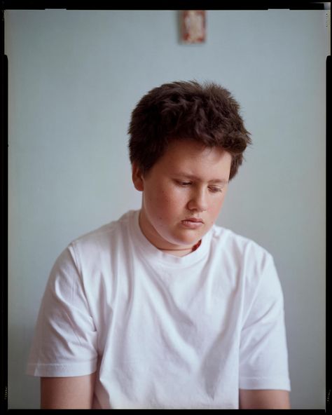 by Siân Davey Joel Sternfeld, Gold Coins For Sale, Analogues Colour, Narrative Photography, Photography Men, Gold Bars, Face Reference, Composition Photography, Coins For Sale