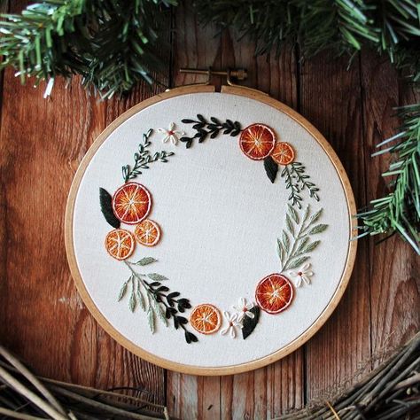 Herb Embroidery, Herb Wreath, Orange Wreath, Orange Christmas, Dried Oranges, Creative Embroidery, Minimalist Gifts, Hand Embroidery Pattern, Homemade Christmas Gifts