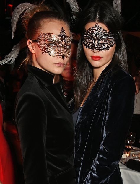 Kendall Jenner and Cara Delevingne in London October 2015 | POPSUGAR Celebrity Masquerade Party Outfit, Model Behavior, Gothic Chic, Masked Ball, Lace Mask, Lip Ring, Masquerade Party, Masquerade Ball, Mask Party