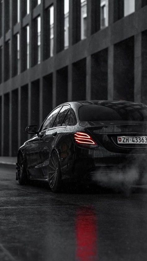 Luxury Cars Mercedes, Mercedes Benz Wallpaper, Black Mercedes Benz, Luxury Car Photos, Mercedes Wallpaper, C 63 Amg, Mercedes Benz C63 Amg, Serie Bmw, Image Moto