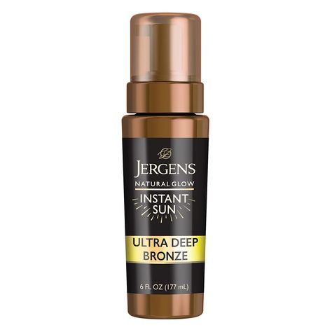 My fav self tanner of all time! looks amazing on and lasts over a week! An underrated gem! Jergens Instant Sun, Diy Tanning, Spray Tan Machine, Jergens Natural Glow, Body Mousse, Tropical Fragrance, Summer Wishlist, Tanning Mousse, Tan Body