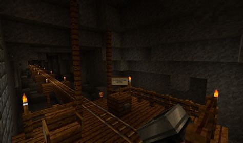 Minecraft Smithing Area, Minecraft Railway Ideas Underground, Minecraft Subway Station Entrance, Minecraft Train Station Underground, Minecraft Underground Railway, Minecraft Minecart Station, Minecart Station, Underground Railroad Minecraft, Minecraft Minecart