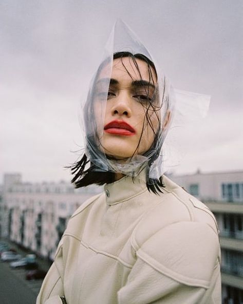 Schön Magazine April 2019 photographed by Walter Pierre. . . #Details #SchonMagazine #Aprilissue #April19 #ss19 #editorialphotography… Rainy Photoshoot, Rain Fashion, Schon Magazine, Weird Photography, Rain Photo, Street Portrait, Photoshoot Themes, Human Poses Reference, Rain Or Shine