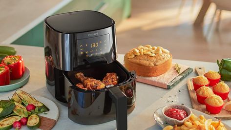 Just bought an air fryer? Here are 25 recipe ideas to try | Real Homes Phillips Air Fryer, Philips Air Fryer, Small Air Fryer, New Air Fryer Recipes, Healthy Living Recipes, Best Air Fryers, Air Fryer Healthy, Air Fryers, Fried Food