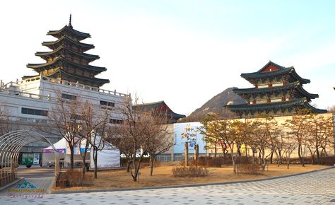 National Folk Museum of Korea - Three Temples Korean Museum Aesthetic, Arte Museum Jeju, Seoul Museum Of Art, Seoul Attractions, Third Temple, Traditional Korean House, Outside Benches, Highland Folk Museum, National Folk Museum Of Korea