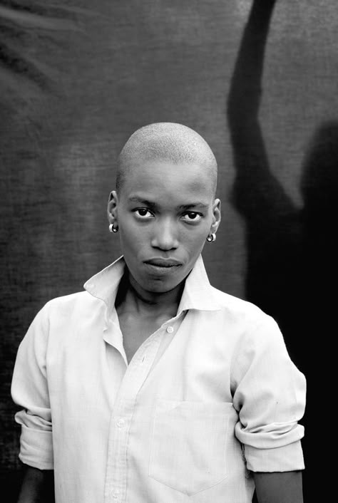 Zm1 Zanele Muholi, David Armstrong, Elizabeth Street, Silver Print, Gelatin Silver Print, History Of Photography, Face Reference, Fashion Statements, Man Ray