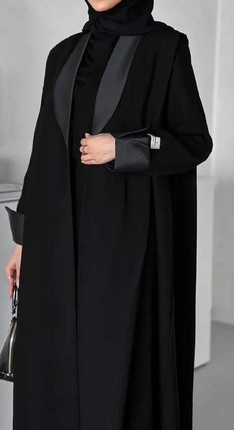 Modern Abaya Pattern, Abayas Black, Classy Abaya, Women Formal Wear, Stylish Abaya, Islamic Modest Fashion, Abaya Designs Latest, Abaya Outfit, Abaya Black