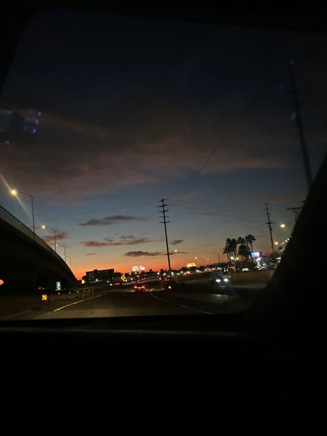 Sunset At Night, Outside Pictures, Sunset Drive Aesthetic, Cars And Sunsets, Calming Photos, Pretty Sunsets Aesthetic City, Sunset Car Ride, Cars And Sunsets Aesthetic, Calming Pictures