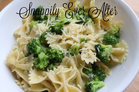 Bowties And Broccoli Recipe, Bow Tie Pasta And Broccoli Recipes, Bow Ties And Broccoli, Bowties And Broccoli, Broccoli And Bowtie Pasta, Bow Tie Pasta With Broccoli, Parmesan Bowtie Pasta Salad Broccoli, Bow Tie Broccoli Pasta, Broccoli Bowtie Pasta