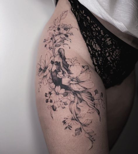 Mermaid In Flowers Tattoo, Mermaid And Roses Tattoo, Mermaid Flower Tattoo, Floral Mermaid Tattoo, Va Tattoo, Second Tattoo, Mermaid Tattoo Designs, Korean Tattoos, Sea Tattoo