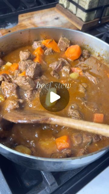 35K views · 5.3K likes | Cooking With Gi on Instagram: "Delicious beef stew recipe 😍

I absolutely love beef stew and this recipe was delicious without having to use red wine. 

Ingredients 

- beef for stew 
- onion powder 
- garlic powder 
- adobo 
- salt 
- pepper 
- Worcestershire sauce 
- flour 
- white onion 
- celery
- tomato paste 
- garlic 
- carrots 
- potatoes 
- rosemary 
- oregano 
- beef or chicken bouillon 
- hot sauce (optional) 

I first cut the beef into smaller pieces and rinsed it with water and vinegar. I then seasoned it with garlic powder, onion powder, adobo, salt, pepper, Worcestershire sauce and flour. In a hot pot with some oil, I seared the meat in batches to give it a nice color. In that same pot I added white onions, garlic, celery, tomato paste, chicken boui Beed Stew, Tasty Beef Stew Recipe, Delicious Beef Stew, Dominican Cooking, Garlic Carrots, Tasty Beef Stew, Wine Ingredients, Red Potato Recipes, Carrots Potatoes