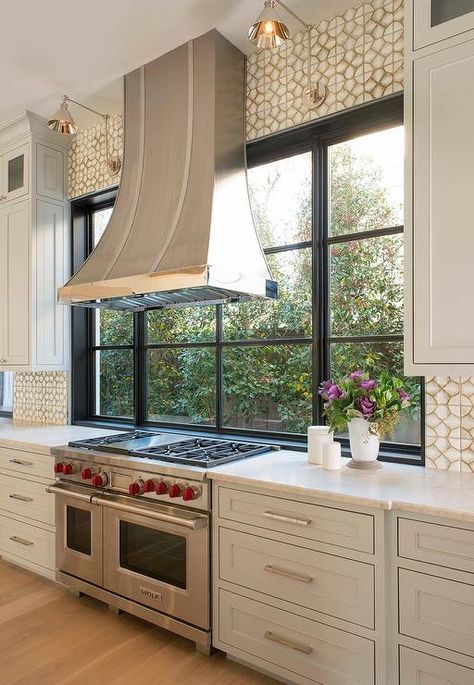 Kitchen Window Bar, Modern Stoves, Trendy Farmhouse Kitchen, Kitchen Window Design, Kitchen Wall Lights, Kitchen Hoods, Kitchen Stove, French Kitchen, Transitional Kitchen