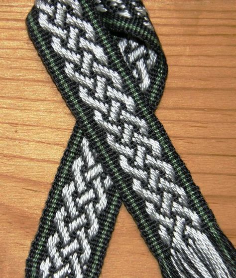 tablet weaving patterns celtic knot | ... tencel supplementary warp patterned band with its Celtic knot motif Backstrap Weaving, Inkle Weaving Patterns, Tablet Weaving Patterns, Band Weaving, Inkle Weaving, Inkle Loom, Card Weaving, Backstrap Loom, Weaving Yarn