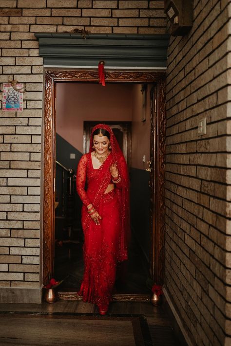 Nepali Wedding Saree, Nepali Saree, Nepali Wedding Dress, Nepali Bride, Nepali Wedding, Marriage Photoshoot, Desi Vibes, Bengali Bridal Makeup, Indian Wedding Bride