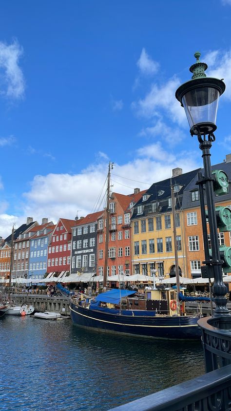 Scandinavian City Aesthetic, Copenhagen Summer, Copenhagen Aesthetic, Nyhavn Copenhagen, Copenhagen Spring, Copenhagen City, Copenhagen Travel, Sweden Travel, Netherlands Travel