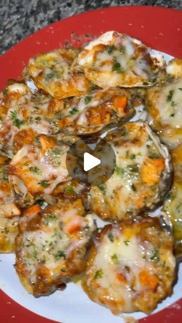 Baked Oysters On The Half Shell, Oyster Casserole Recipes, Seafood Feast Party Ideas, Grilled Oysters Rockefeller Recipe, Breaded Oysters, Stuffed Oysters, Broiled Oysters Recipe, Charbroiled Oysters Recipe, Baked Clams Recipe