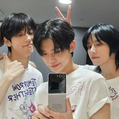 Yeonjun Beomgyu And Soobin, Txt Trio Icons, Txt Trio, Txt Yeonjun And Soobin, Yeonjun And Beomgyu, Beomgyu Icon, Duos Icons, Txt Soobin, Out Of My Mind