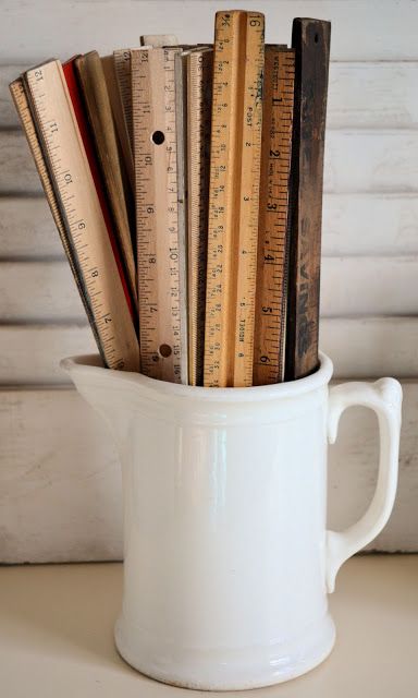 I love finding/collecting vintage rulers and yard sticks!! Schoolhouse Aesthetic, Vintage School Decor, Vintage Classroom Decor, Sentimental Clutter, Vintage School Supplies, Architect Studio, Yard Sticks, Farmhouse Office, School Room