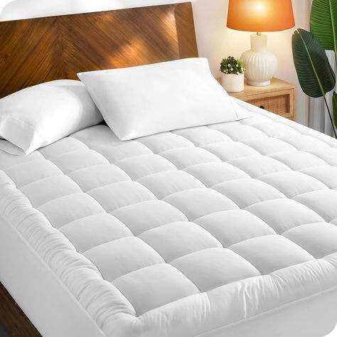 Includes: 1 Twin XL Size Mattress Pad (39" x 80" x 21") with 100% Cotton surface and Microfiber back. Deep pockets fit mattresses up to 21". Fully elasticized fitted skirt ensures a snug for to your mattress, without slipping. - A soft and skin-friendly cotton surface, lofty down alternative fill, and durable microfiber back, you can sleep cooler for years to come. The 100% cotton surface wicks away moisture, keeping you dry. What's more, it helps preserve the life of your mattress. Comfort Box, Mattress Pad Cover, Twin Xl Mattress, Dorm Stuff, Online Mattress, Bed In A Bag, Mattress Pads, Linen Sheets, Mattress Pad