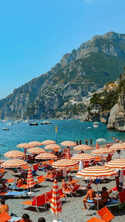 Positano Italy. Amalfi Coast Beach Aesthetic, Coast Of Italy Aesthetic, Summer In Positano, Positano Italy Beach, Positano Amalfi Coast, Italy Almafi Coast, Italy Positano Aesthetic, Postino Italy, Almafi Coast Italy Outfits