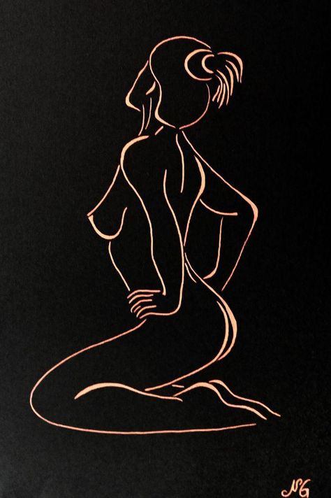 Women Outline Art, Female Silhouette Photography, Line Art Drawings Simple, Women Body Outline Drawing, Female Artwork Illustrations, Women Silhouette Art, Art Women Body, Female Artworks, Women Drawings