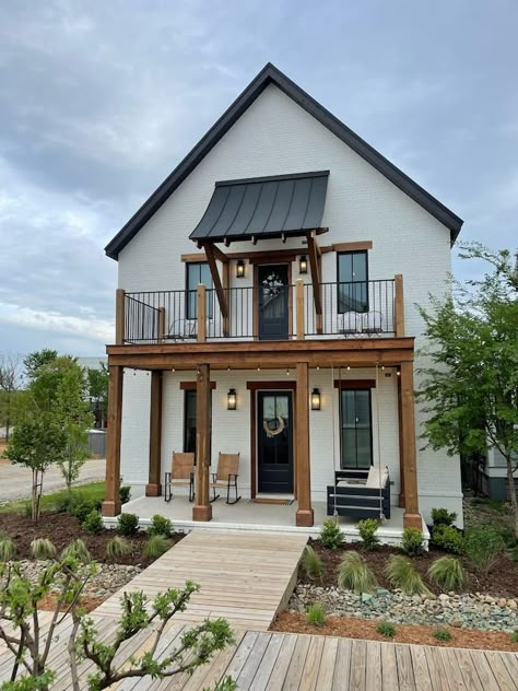 The Broadmoor House, Small Modern Lake House, Tiny Home On Land, Loft Cabin Ideas, Carlton Landing Oklahoma, Airbnb Floor Plans, Narrow Tiny House, Mini Barn House, Small Mountain Home Plans