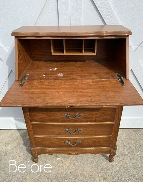 Vintage Secretary Desk Makeover Bureau Desk Upcycle, Vintage Secretary Desk Makeover, Secretary Makeover, Painted Secretary Desks, Secretary Desk Makeover, Upcycle Desk, Desk Makeover Diy, Vintage Secretary Desk, Antique Secretary Desks