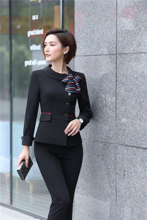 Suits Business, Affordable Handbags, Elegant Work Outfits, Womens Suit, Casual Attire For Women, Womens Suits Business, Stylish Work Attire, Womens Dress Suits, Woman Suit Fashion