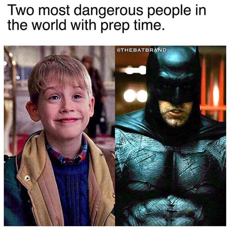 dccomics #dcuniverse #batman #benaffleck #brucewayne #superman #aqauaman #joker #robin #theflash #adisnukic #wonderwoman #jla #justiceleague #gotham #comics #comicbook #graphicnovel #homealone #art #comicbookcollection #omnibus #igcomics #comiccollector #igcomicfamily #comiccollection Dc Memes Funny, Superhero Memes, Super Funny Pictures, Funny Duck, Dc Memes, Home Alone, Superhero Art, Hysterically Funny, Internet Funny