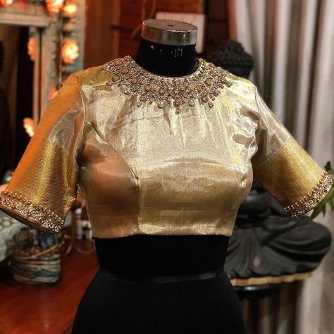 Golden Blouse Work Designs, Gold Blouse Maggam Work, Golden Blouse Designs Pattern Style, Cream Blouse Work Design, Golden Saree Blouse Designs, Golden Blouse Designs, Gold Blouse Designs, Golden Blouse, Long Blouse Designs