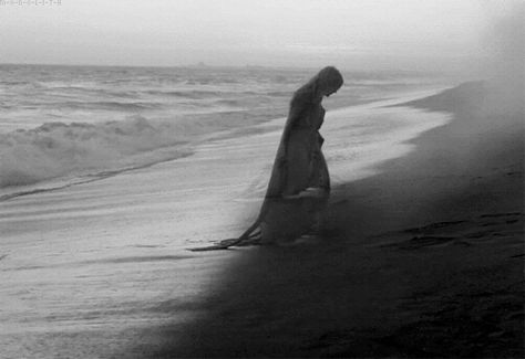 gif Dark Gif, Ocean Mist, Sea Witch, On Beach, Dark Photography, White Photo, The Darkness, Dark Art, Dark Side