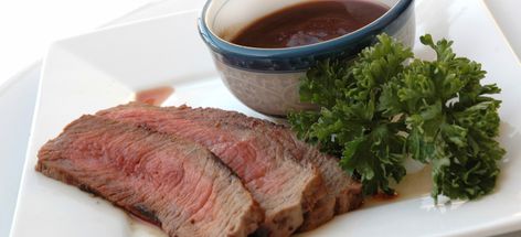 Grilled Tri-Tip with Cabernet BBQ Sauce #steak Sauce For Tri Tip, Oven Roasted Tri Tip, London Broil Steak, Grilled London Broil, Steak Sauce Recipes, Cooking London Broil, Beef Tri Tip, Broiled Steak, London Broil Recipes