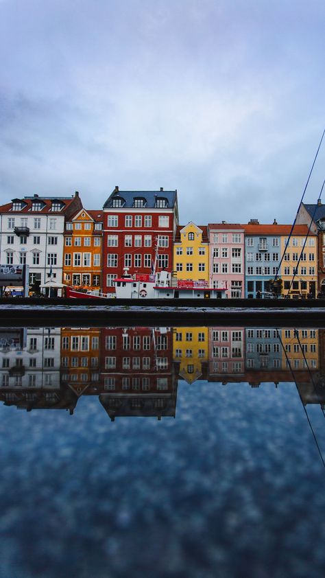 Copenhagen Wallpaper, Wallpapers For Phone, Mobile Screensaver, Water Images, Water Reflection, Background Hd Wallpaper, Hd Wallpaper Iphone, Free Iphone Wallpaper, Free Textures