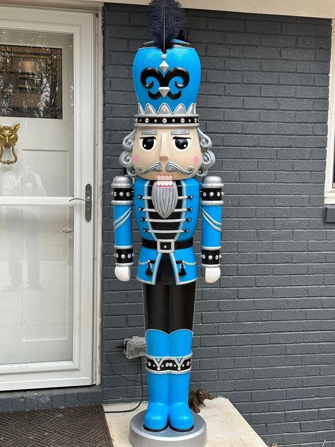 Blue And Silver Nutcracker, Blue Nutcracker, Nutcracker Christmas Decorations, Nutcracker Christmas, Tole Painting, Christmas Paintings, Nutcracker, Black Paint, Favorite Holiday