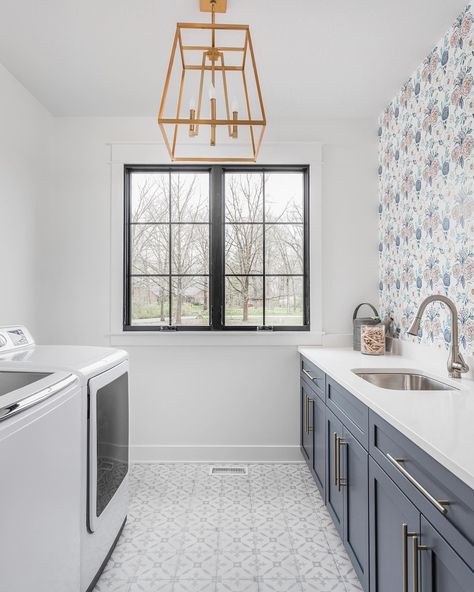 @sweetfarmhousedreams has a beautiful laundry room view! Check out our laundry room tile selection and get inspired with tile ideas for your own space. #laundryroom #laundryroomdecor #modernfarmhousestyle #modernfarmhouselaundryroom Room Staging, Laundry Room Tile, Country Laundry Rooms, Laundry Room Flooring, Staging Ideas, Room View, Tiles For Bathroom, Farmhouse Laundry, Kitchen Organization Diy