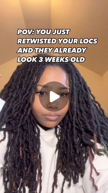 🧿 on Instagram: "Swear you have to do the upmost bullshit for your retwist to last!!! Gotta get it styled, wear the bonnet, try not to sweat & some more shit & it still ends up looking crazy after a week or two 😭😭😭 this is why I only do a few a year. The only thing that lasts is interlocking but my interlocking lady was too rough so I had to move on lol. HOWWWW DO YALL MAINTAIN THE FRESH LOOK? After putting in hours of work doing my hair, I’d like for it to last a little while atleast   •  •  •  • #starterlocs #coils #locstyles #locs #combcoils #healthylocs #loclife #coloredlocs #locjourney #longlocs #starterlocs #locstyles #womenwithlocs #healthylocs #locinspo #location #dreadhead #dreadlocks #explore #viral #retwist" Easy Retwist Locs Style, Loc Plaits Styles, Interlocks Locs, Locs Retwist Style, How To Retwist Your Own Locs, Retwist Locs Style, Interlocking Locs, Doing My Hair, Dreadlocks Styles