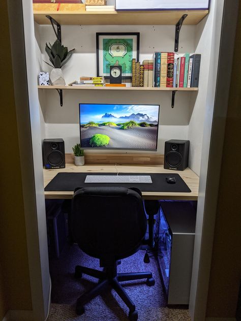 After my first PC build my office nook is finally ready. (I don't have room for cool battlestations like you guys so I had to build in a closet.) Gaming Desk In Closet Ideas, Closet Turned Gaming Room, Gamer Closet, Gaming Cupboard, Closet Gaming Setup, Gaming Closet, Game Room Organization, Desk Cupboard, Gamer Rooms