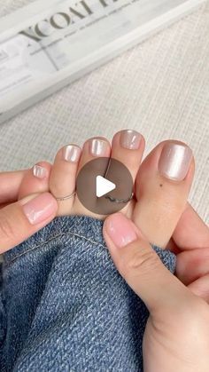 Cat Eye Toe Nails, Cat Eye Pedicure, Toenails Pedicure, Sparkle Nails, Cat Eye Nails, Cat Eyes, Simple Nails, Toe Nails, Cute Nails