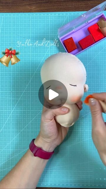 Waldorf Doll Tutorial, Art Doll Tutorial, Soft Sculpture Art, Doll Making Tutorials, Waldorf Doll, Waldorf Inspired, Waldorf Dolls, Doll Tutorial, Doll Maker