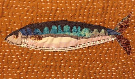 Fish Embroidery, Fabric Fish, Fabric Collage, Diy Crafts To Do, Quilt Stitching, Sewing Design, Slow Stitching, Sewing Art, Embroidery Craft