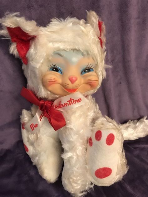 Rushton Dolls, Rushton Toys, Vintage Stuffed Animals, Valentine Cat, Animals For Sale, Doll Plushies, Rubber Face, Vintage Kitsch, Vintage Plush