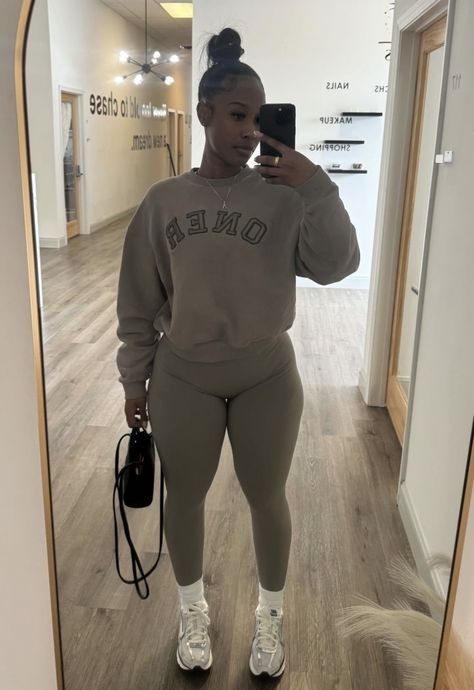 Cute Gym Outfits, Swag Outfits For Girls, Chill Outfits, Cute Swag Outfits, Cute Everyday Outfits, Baddie Outfits Casual, Cute Simple Outfits, Fall Fashion Outfits