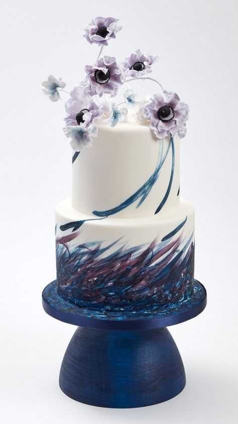 Lavender And Blue Wedding Cake, Plum And Navy Wedding Cake, Lavender And Navy Blue Wedding, Navy Blue And Lavender Wedding, Navy And Lavender Wedding, Lavender And Navy Wedding, Wedding Colors Elegant, Lavender And Navy Blue, Lavender Wedding Colors