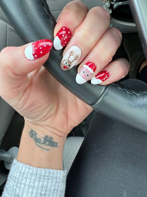 Santa, Rudolph, Snowflakes and Red! What more could you want?! Frosted Rudolph Nails, Santa And Rudolph Nails, Rudolph Nails, Santa Nail Art, Accent Nail Art, Santa Nails, December Nails, High Maintenance, Xmas Nails