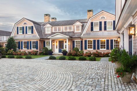 Hamptons Architecture, Gambrel Exterior, Shingled Roof, Shingle Style Architecture, Nantucket House, Patrick Ahearn Architect, Patrick Ahearn, Preppy House, Vacation House Plans