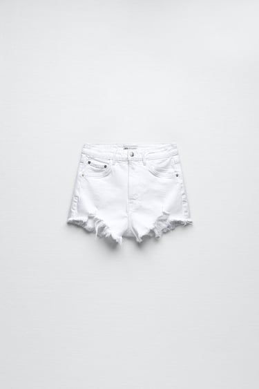 Zara Summer, Mid Rise Denim Shorts, White Ripped Jeans, Nyc Summer, Girls Denim Shorts, Ripped Jean Shorts, White Jean Shorts, Zara Shorts, High Rise Denim Shorts