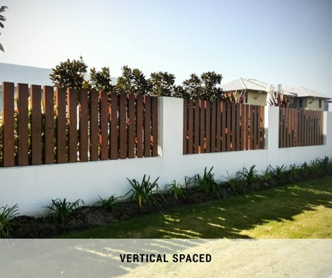 Front Of House Fence Ideas, Fence House Design, The Fence Design, Front Fence With Gate, Front Fences And Gates, Simple Fence Design, Front Yard Gates And Fences, Garden Fence Ideas Decorative, Brick Fence Ideas Front Yard